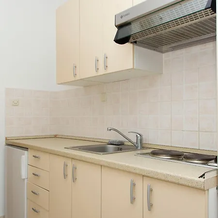 Apartments Vela Luka 公寓 *