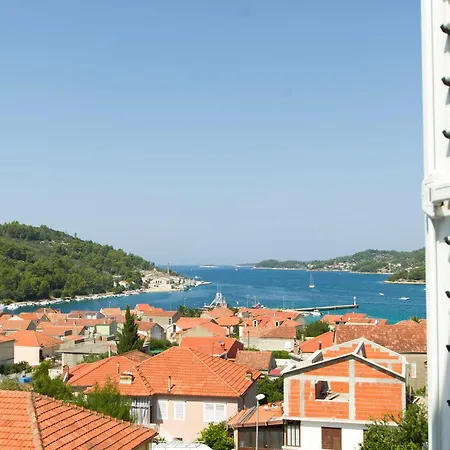 Apartments Vela Luka *