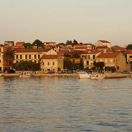 Daire Apartments Vela Luka