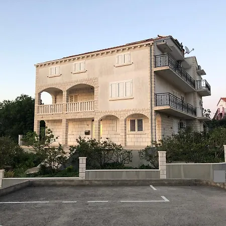 Apartments Vela Luka * Vela Luka