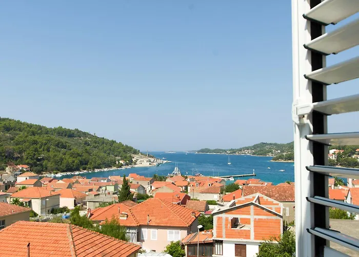 Apartments Vela Luka *