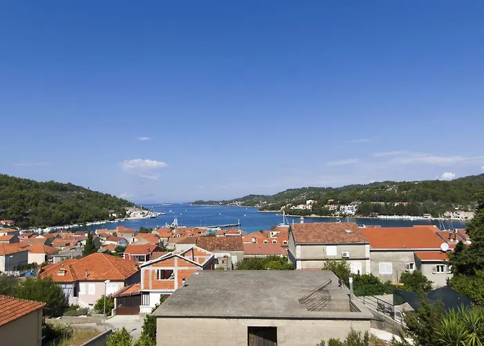 Apartments Vela Luka *