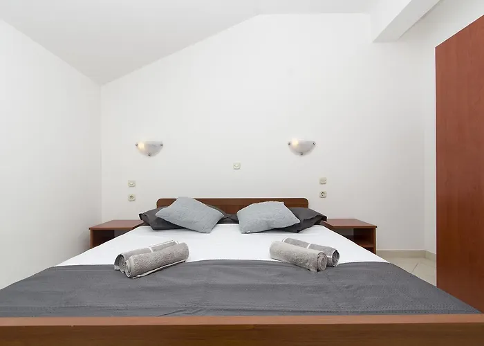 Apartments Vela Luka Apartamento