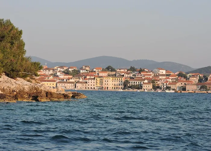 Apartments Vela Luka