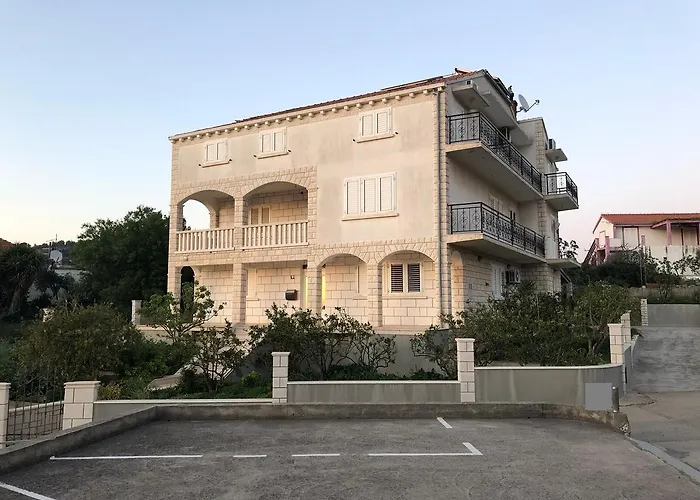 Apartments Vela Luka * Vela Luka